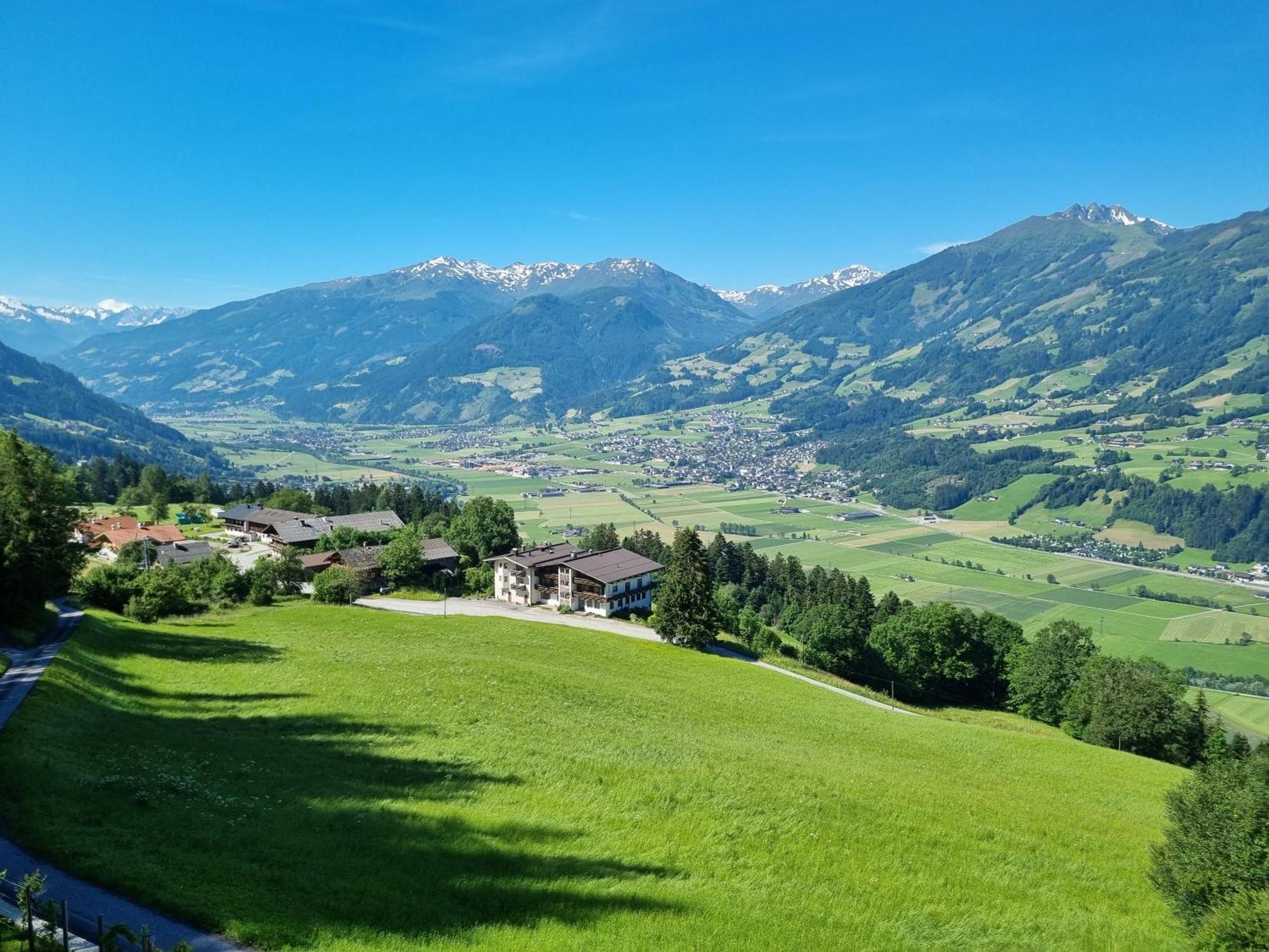 Ferienwohnung La-Wurm Hart im Zillertal Exterior foto